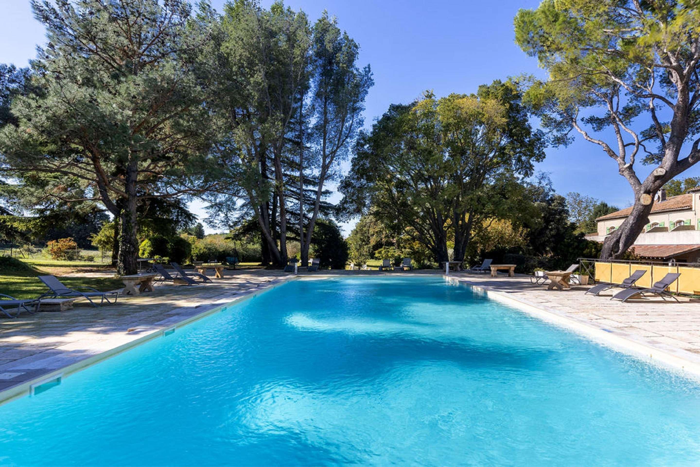 Best Western Le Val Majour Fontvieille Zewnętrze zdjęcie